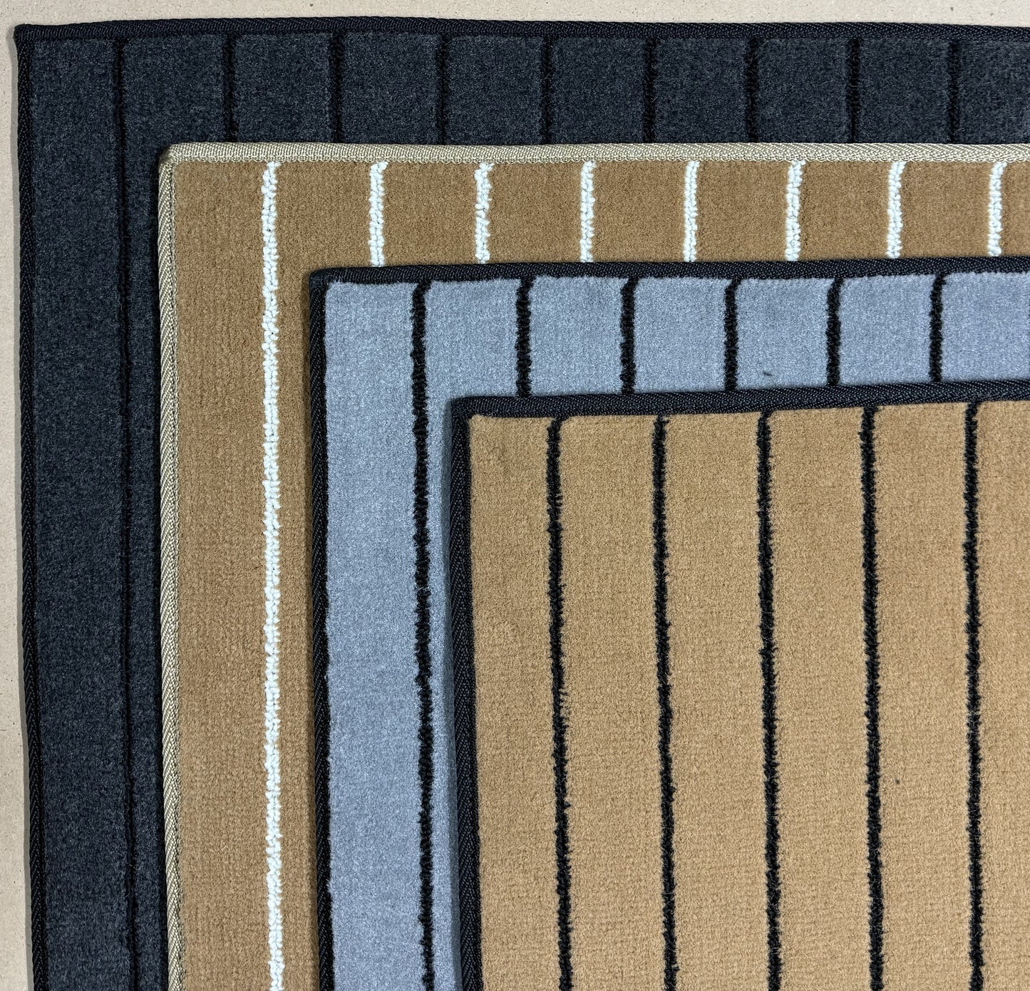 Marine Tuft Carpet Teak Mat 50cm x 80cm